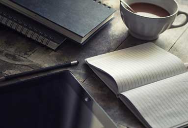 全队身价仅有1亿！这支法甲平民球队，竟能力压大巴黎强势领跑！